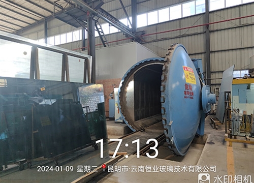 玻璃加熱設備